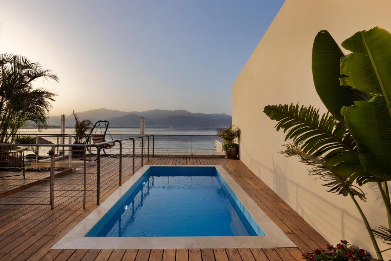 Aria Hotel Eilat Buitenkant foto A private pool