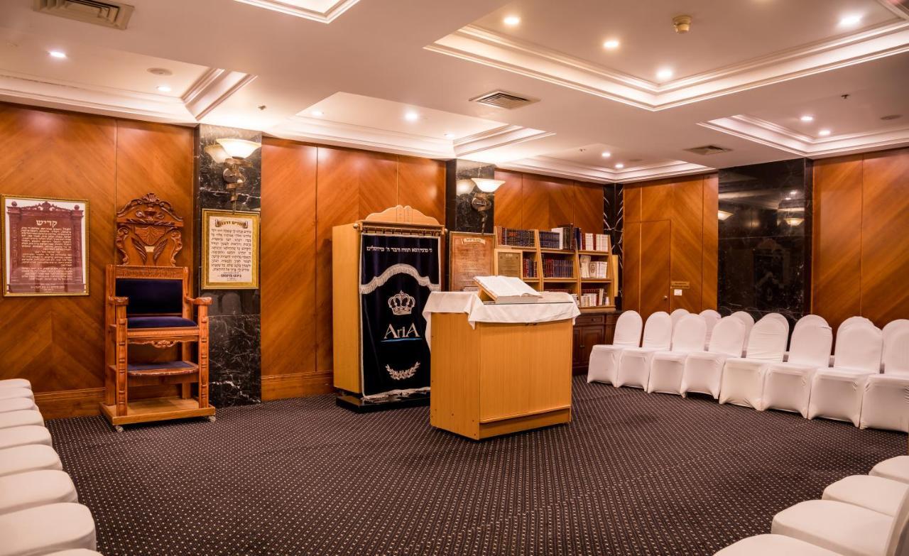 Aria Hotel Eilat Buitenkant foto The synagogue's interior