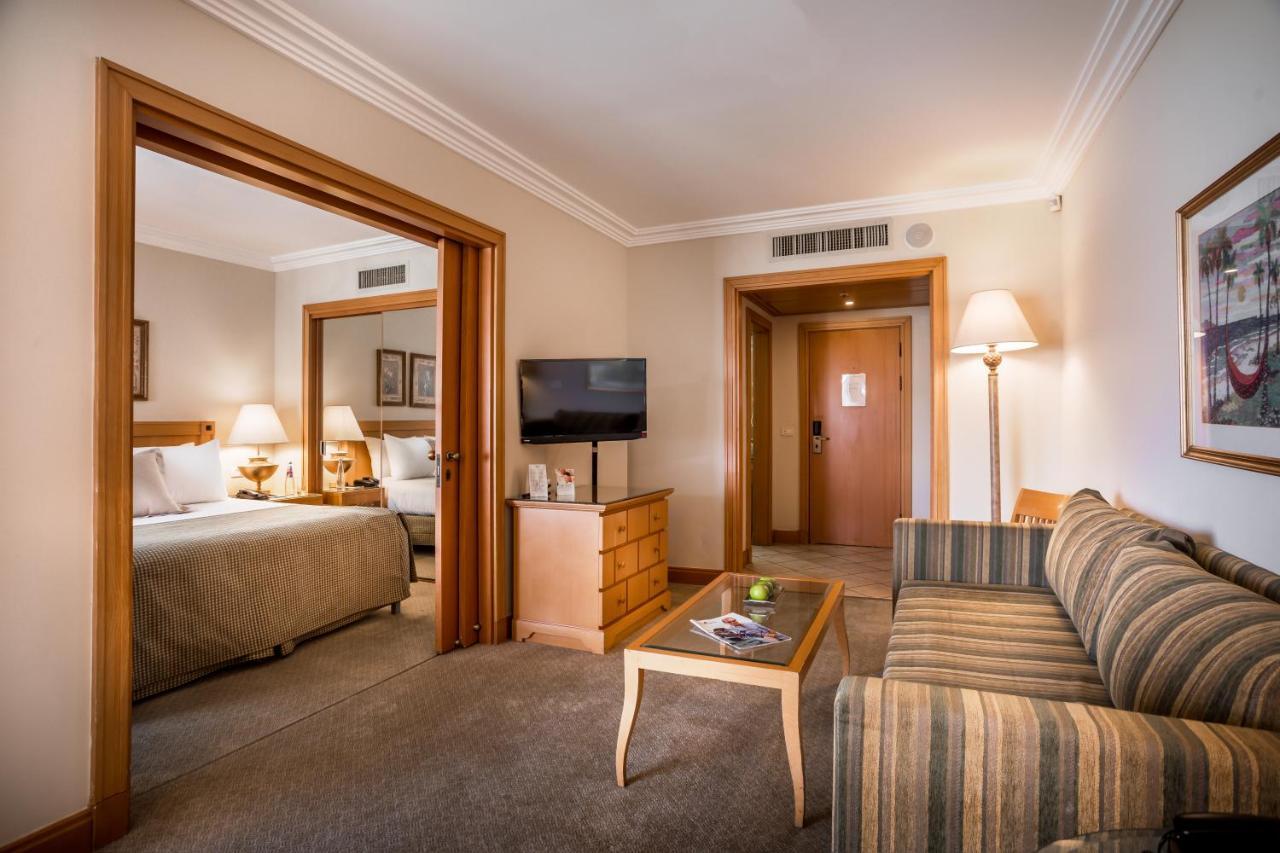 Aria Hotel Eilat Buitenkant foto Suite
